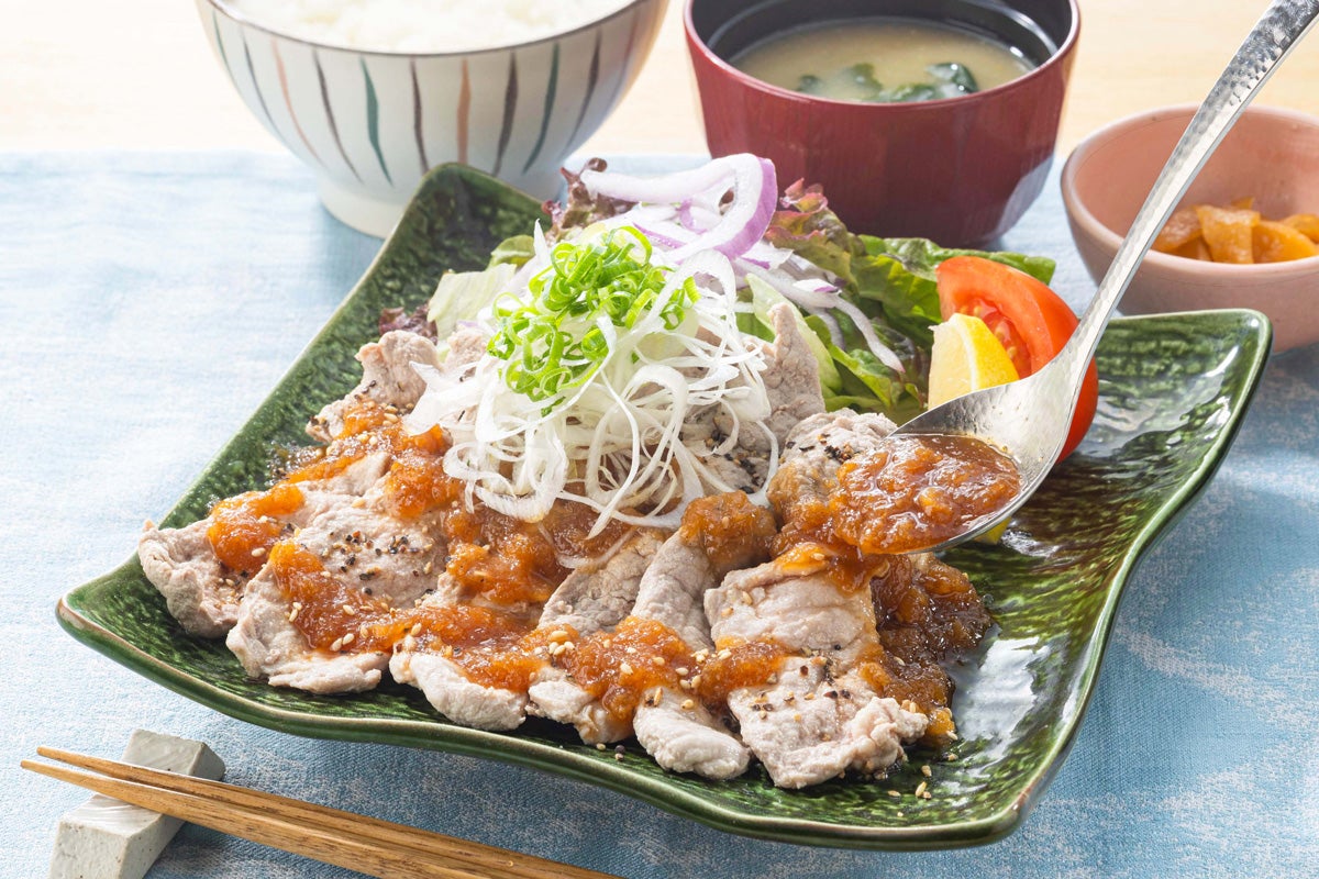 焼筋肉定食 関東一都三県限定】プロフィジーカーJINさん監修『夏の筋肉メシ』8月1