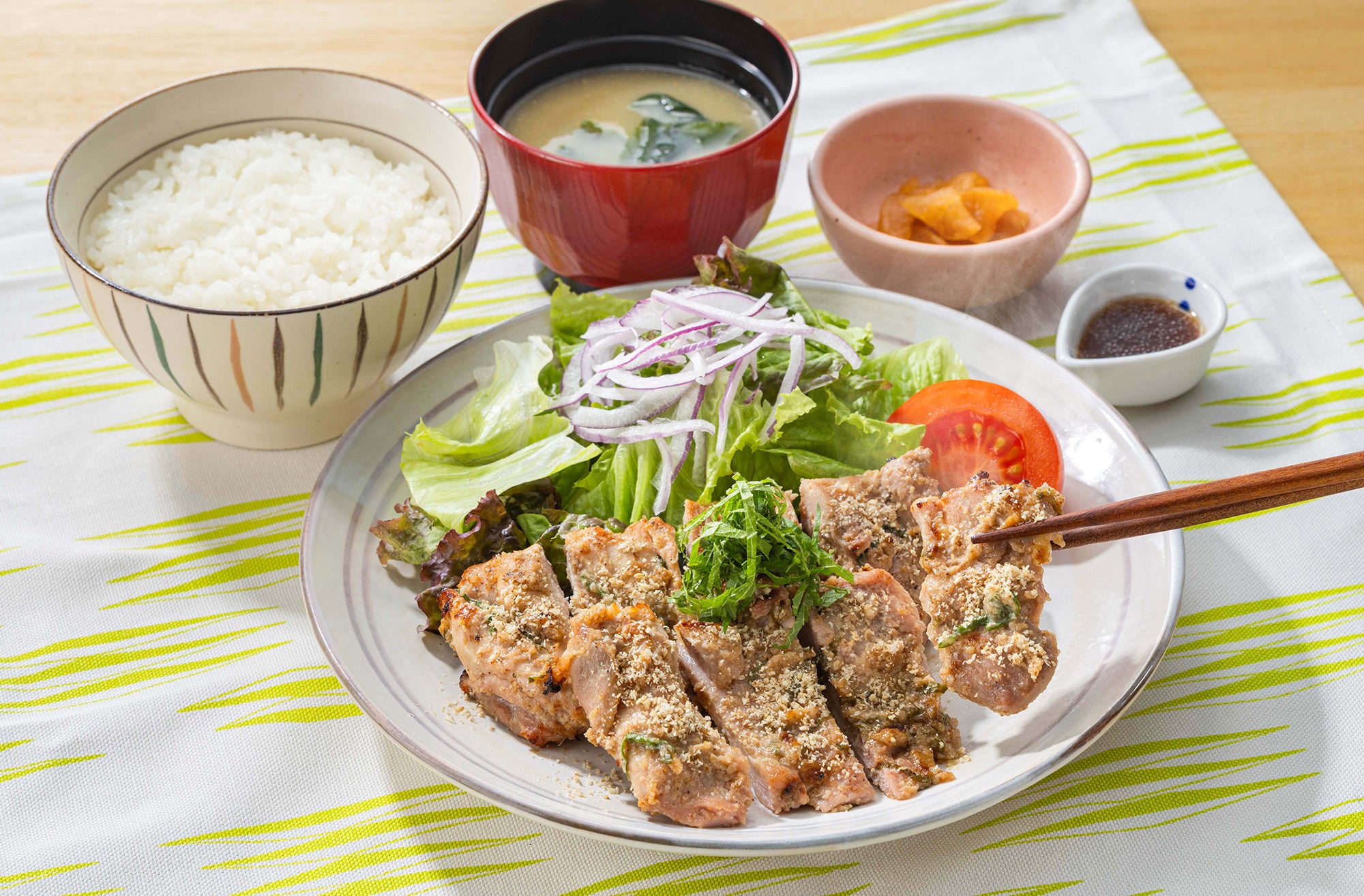 【関東 一都三県 限定】大戸屋 × JIN「夏の筋肉メシ」